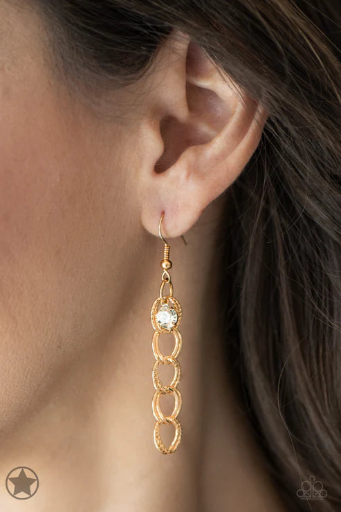 Paparazzi ♥ Fishing for Compliments - Gold ♥ Necklace