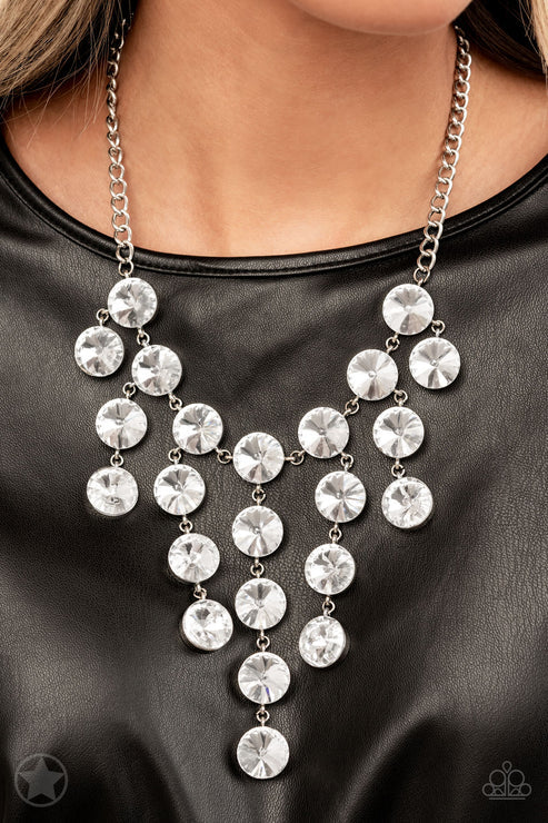 Paparazzi ♥ Spotlight Stunner - White ♥ Necklace