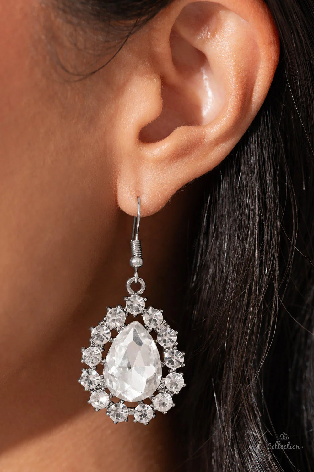 Paparazzi ♥ Everlasting - White ♥ Zi Collection Piece