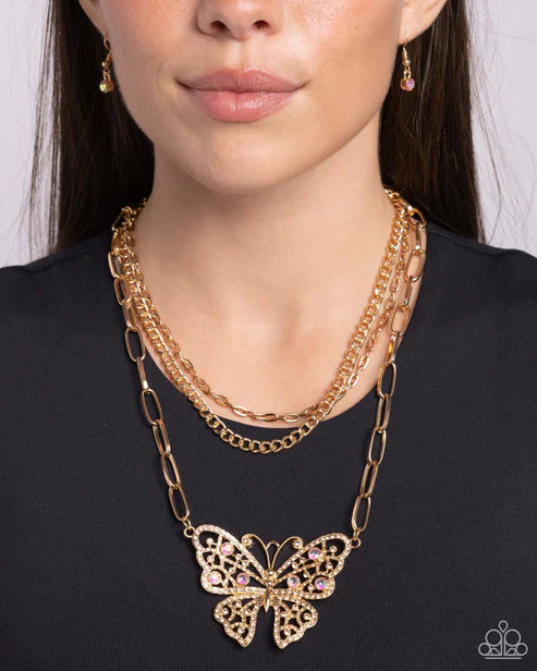 Paparazzi ♥ Winged Wonder - Gold ♥ Necklace