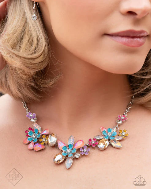 Paparazzi ♥ Hamptons Haute - Multi ♥ Necklace