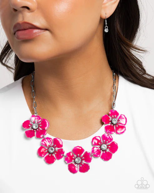 Paparazzi ♥ Eternal Efflorescence - Pink ♥ Necklace