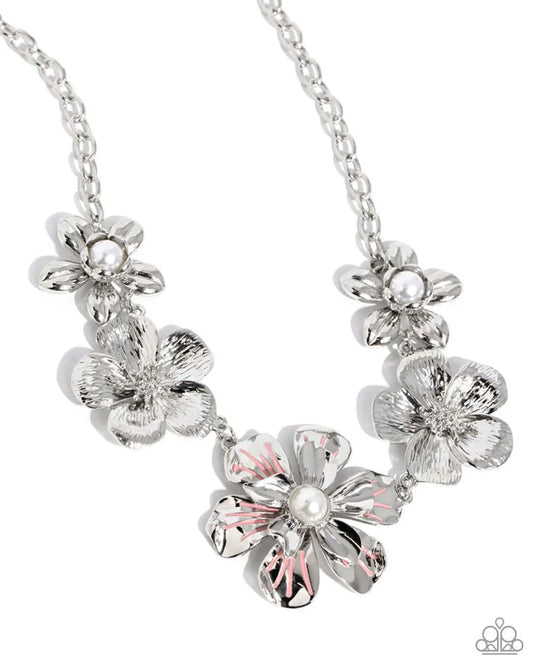 Paparazzi ♥ FLOWER Move - Orange ♥ Necklace