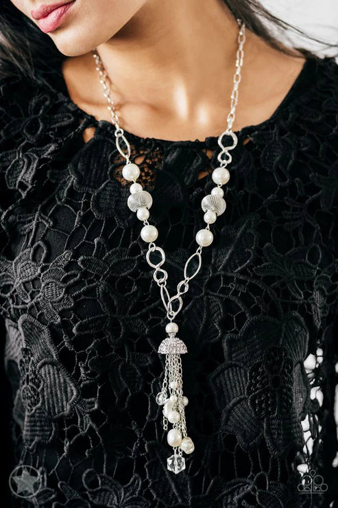 Paparazzi ♥ Designated Diva - White ♥ Necklace