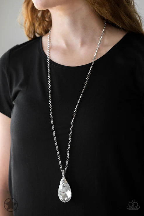 Paparazzi ♥ Spellbinding Sparkle - White ♥ Necklace