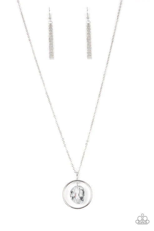 Paparazzi ♥ Hands-Down Dazzling - Silver ♥ Necklace