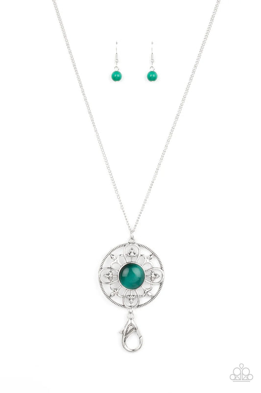 Paparazzi ♥ Celestial Compass - Green ♥ Lanyard
