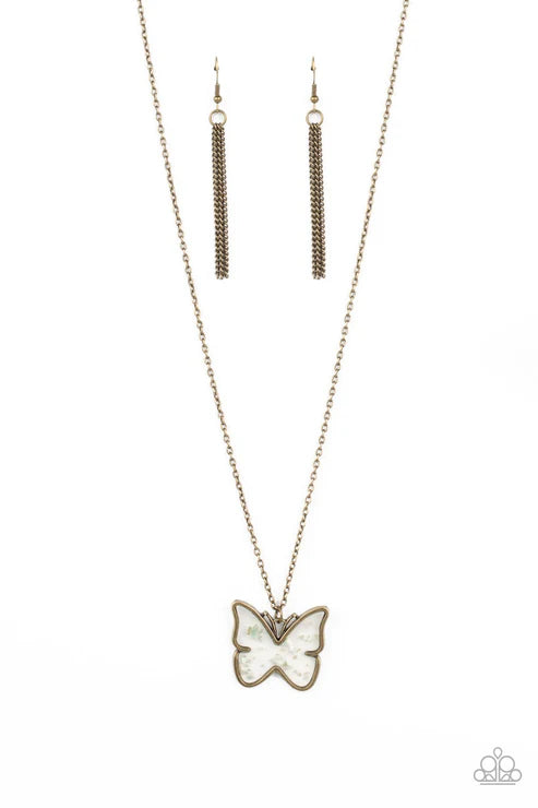 Paparazzi ♥ Gives Me Butterflies - Brass ♥ Necklace