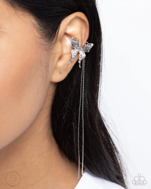 Paparazzi ♥ Take Flight - Silver ♥ Post Earrings