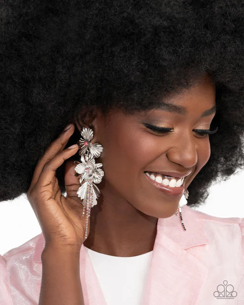 Paparazzi ♥ Classical Cadenza - Multi ♥ Post Earrings