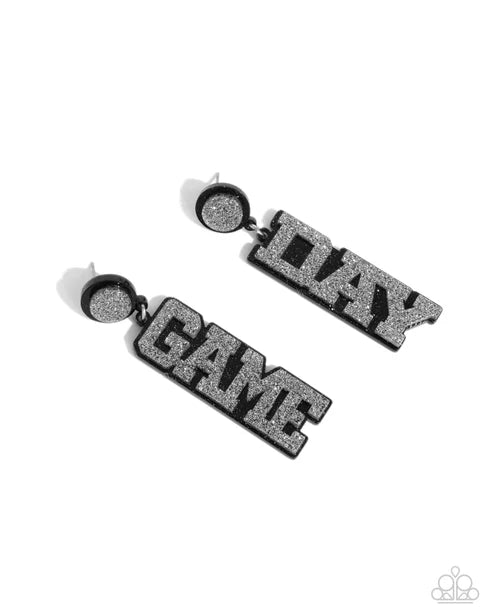 Paparazzi ♥ Home Game - Black ♥ Post Earrings