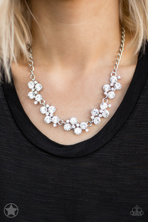 Paparazzi ♥ Hollywood Hills - White ♥ Necklace