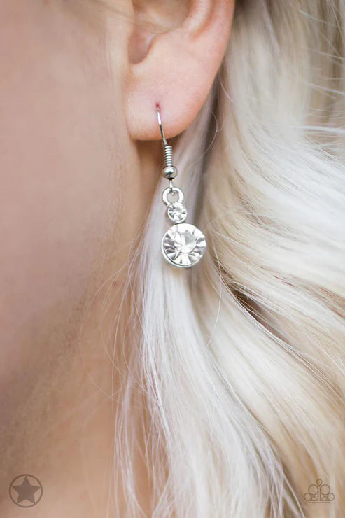 Paparazzi ♥ Hollywood Hills - White ♥ Necklace